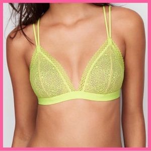 •Victoria’s Secret• Lightly Padded bralette